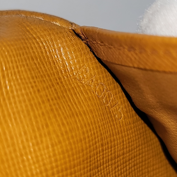 LOUIS VUITTON Monogram Mini Porte Tresor International Long Beige Trifold Wallet - Picture 3 of 12